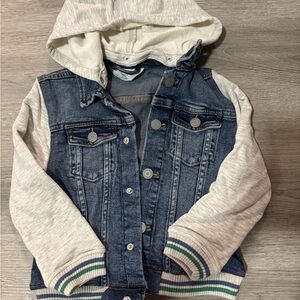 H&M Kids Denim Jacket with Gray Sleeves and Hood Size 6